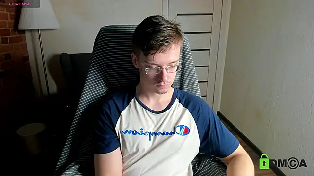 Snapshot of Harm_Dick chatting on 30, 11, 2025 Harm Dick online show from 30, 11, 2025