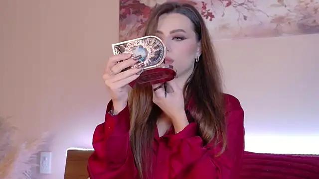 Sienna Voss online show from 17, 5, 2026