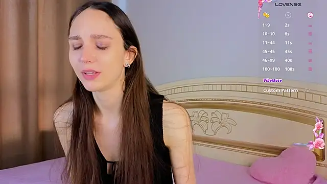 SoftieDream online show from 9, 9, 2025