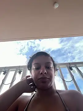 Snapshot of allybluee777 chatting on 19, 6, 2026 allybluee777 online show from 19, 6, 2026