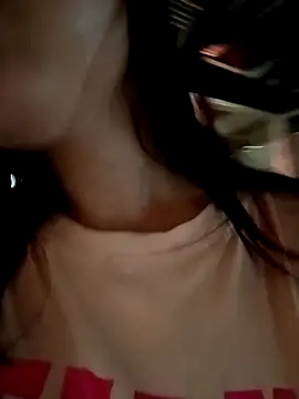 XoiXoi232 online show from 27, 4, 2026