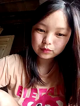 XoiXoi232 online show from 28, 4, 2026