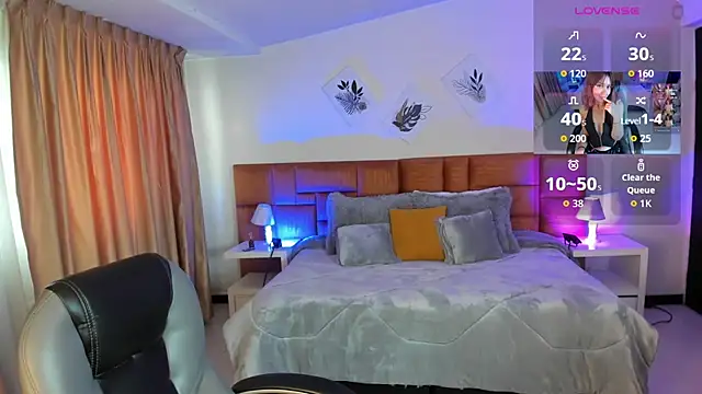 Snapshot of Catti_Brie chatting on 14, 9, 2025 Catti Brie online show from 14, 9, 2025