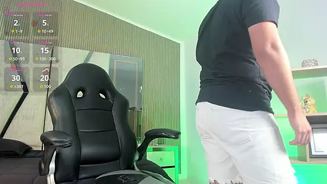 Axel grey  online show from 17, 3, 2026