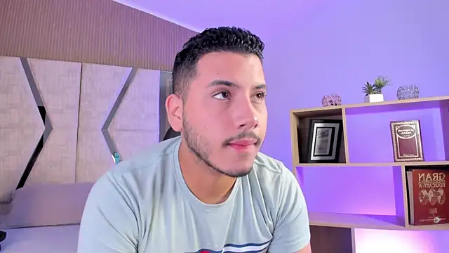 Axel grey  online show from 11, 4, 2026