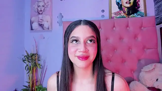 Megan Luxe online show from 7, 1, 2026