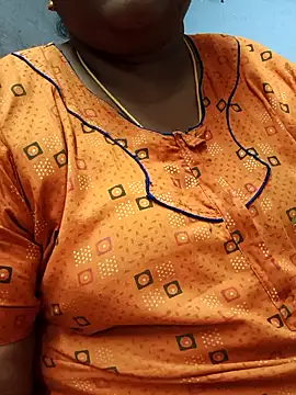 Snapshot of TAMIL_ELAKKIYA chatting on 9, 10, 2025 TAMIL ELAKKIYA online show from 9, 10, 2025