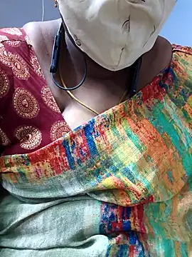 Snapshot of TAMIL_ELAKKIYA chatting on 7, 2, 2026 TAMIL ELAKKIYA online show from 7, 2, 2026