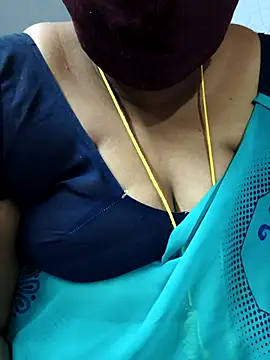 Snapshot of TAMIL_ELAKKIYA chatting on 27, 2, 2026 TAMIL ELAKKIYA online show from 27, 2, 2026