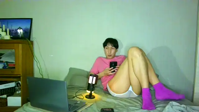 Snapshot of Soft_and_quiet chatting on 21, 12, 2025 Soft and quiet online show from 21, 12, 2025