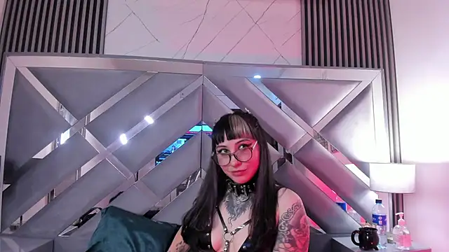 Ravenna666  online show from 11, 1, 2026