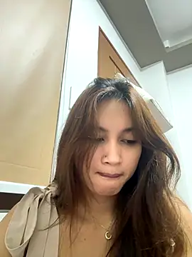 Snapshot of LanySylvia chatting on 27, 10, 2025 LanySylvia online show from 27, 10, 2025