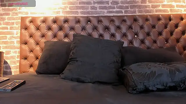 Snapshot of damian_bull chatting on 24, 6, 2026 damian bull online show from 24, 6, 2026