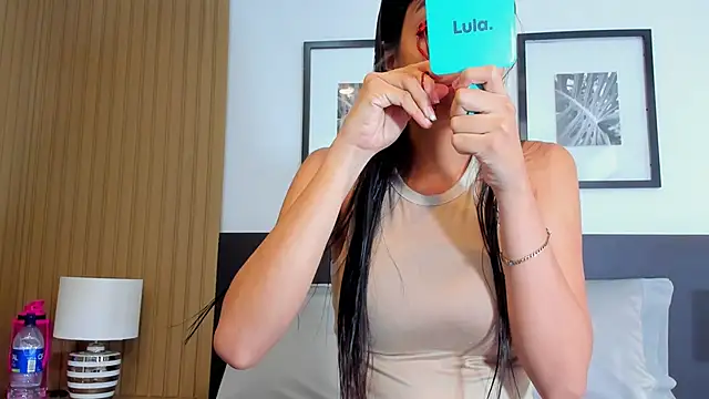 catalina jolie online show from 4, 2, 2026