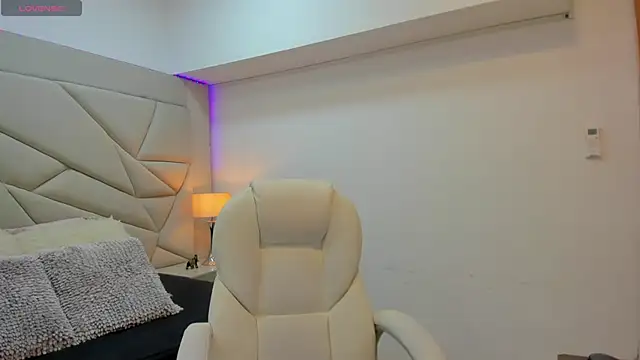 Snapshot of persefone_333 chatting on 6, 10, 2025 persefone 333 online show from 6, 10, 2025