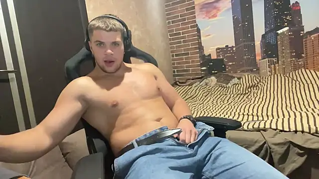 Snapshot of MusclePhantom chatting on 26, 9, 2025 MusclePhantom online show from 26, 9, 2025