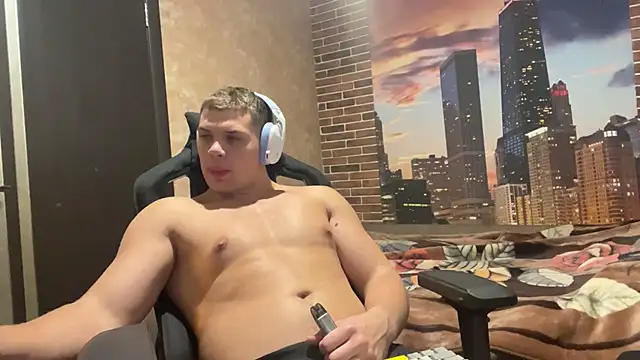 Snapshot of MusclePhantom chatting on 22, 10, 2025 MusclePhantom online show from 22, 10, 2025