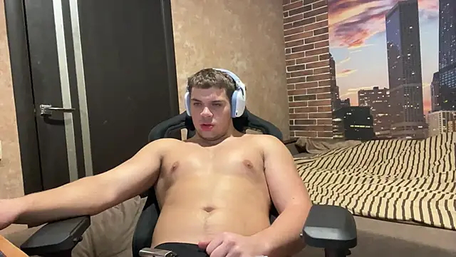 Snapshot of MusclePhantom chatting on 17, 11, 2025 MusclePhantom online show from 17, 11, 2025