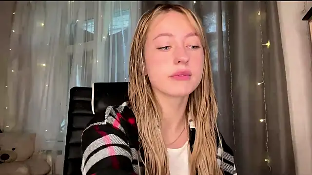 Jetta Corsacami online show from 23, 9, 2025