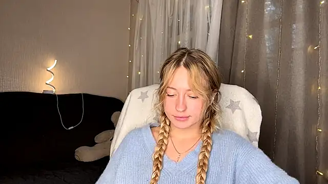 Jetta Corsacami online show from 1, 10, 2025