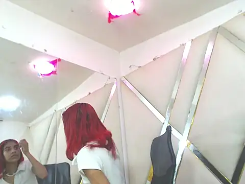 Snapshot of TifannyHott chatting on 9, 2, 2026 TifannyHott online show from 9, 2, 2026