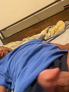 Snapshot of huhgtr chatting on 1, 12, 2025 huhgtr online show from 1, 12, 2025