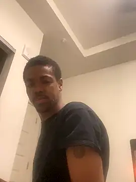 Snapshot of huhgtr chatting on 2, 12, 2025 huhgtr online show from 2, 12, 2025