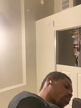 Snapshot of huhgtr chatting on 23, 3, 2026 huhgtr online show from 23, 3, 2026