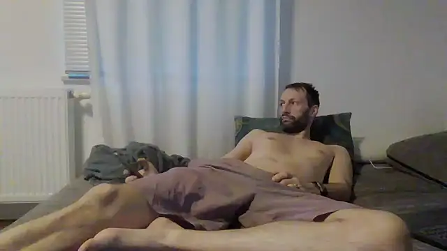 XLBarehengst online show from 4, 12, 2025