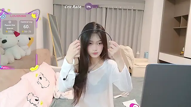 Snapshot of TXmiminew chatting on 10, 11, 2025 TXmiminew online show from 10, 11, 2025