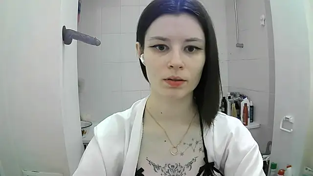 Snapshot of EdlinEngelby chatting on 18, 9, 2025 EdlinEngelby online show from 18, 9, 2025
