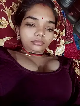 Snapshot of Hitsda chatting on 12, 10, 2025 Hitsda online show from 12, 10, 2025