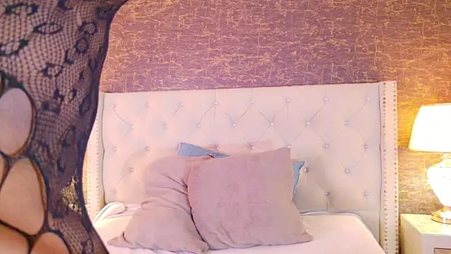 kaylie mitchel online show from 17, 2, 2026