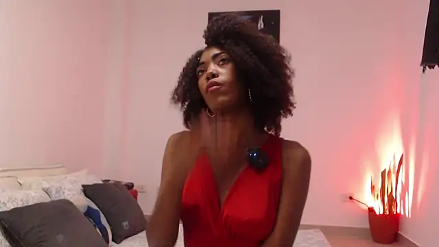 Snapshot of lucyymaximo chatting on 20, 7, 2026 lucyymaximo online show from 20, 7, 2026