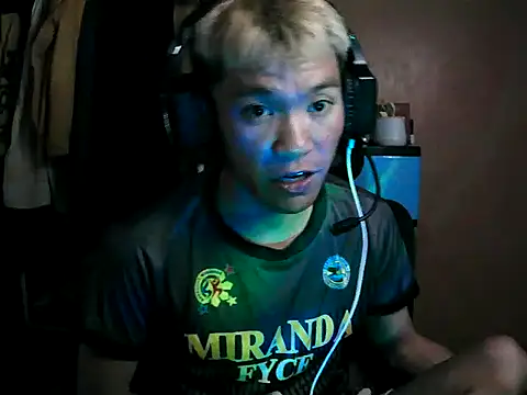 Snapshot of Riiichie_wilCumm chatting on 17, 11, 2025 Riiichie wilCumm online show from 17, 11, 2025