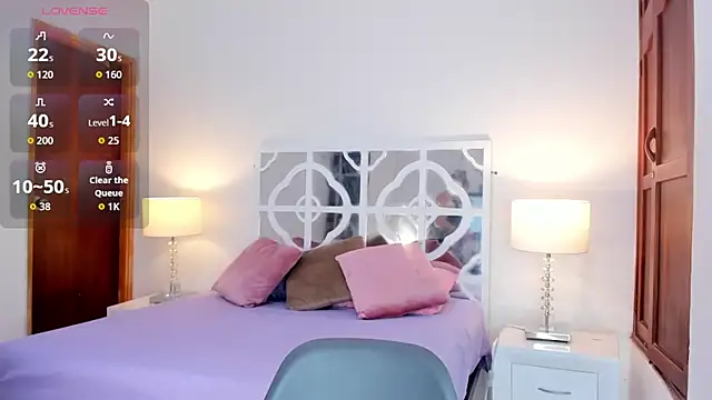 MikaelaStone online show from 22, 11, 2025