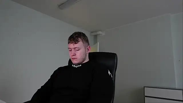 Snapshot of Richard_Dullas chatting on 27, 10, 2025 Richard Dullas online show from 27, 10, 2025