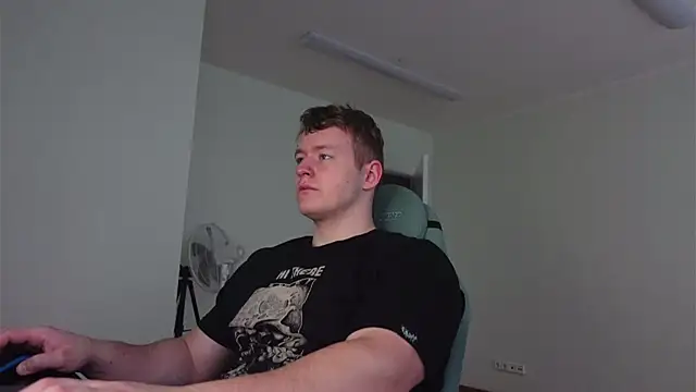 Snapshot of Richard_Dullas chatting on 9, 11, 2025 Richard Dullas online show from 9, 11, 2025