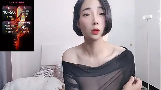 Snapshot of YIWA-2000 chatting on 18, 12, 2025 YIWA-2000 online show from 18, 12, 2025