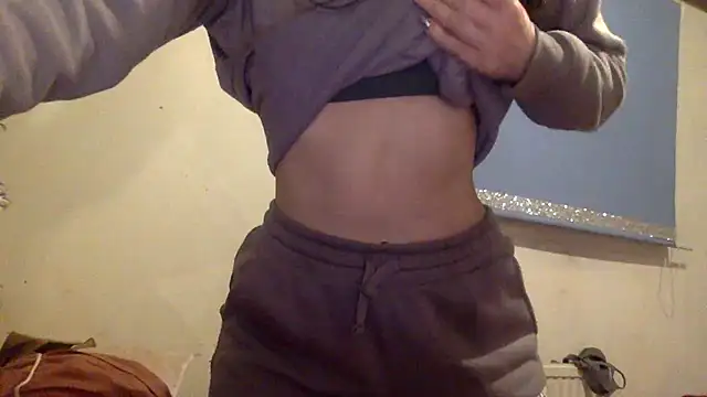 Snapshot of Bellababexox chatting on 22, 10, 2025 Bellababexox online show from 22, 10, 2025