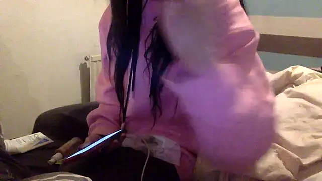 Snapshot of Bellababexox chatting on 29, 10, 2025 Bellababexox online show from 29, 10, 2025