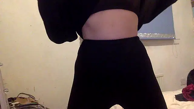 Snapshot of Bellababexox chatting on 3, 11, 2025 Bellababexox online show from 3, 11, 2025