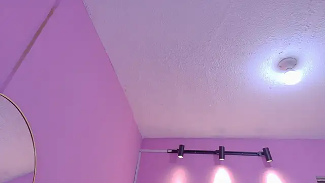 Snapshot of AndreaSweet2 chatting on 10, 7, 2026 AndreaSweet2 online show from 10, 7, 2026