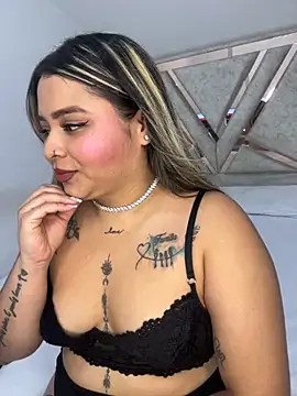 Snapshot of ashley-swift- chatting on 23, 10, 2025 ashley-swift- online show from 23, 10, 2025