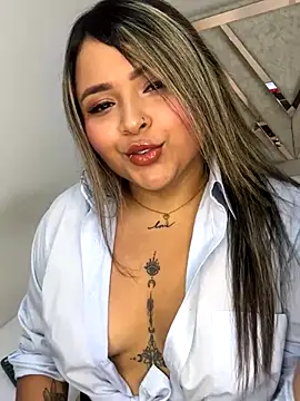 Snapshot of ashley-swift- chatting on 7, 11, 2025 ashley-swift- online show from 7, 11, 2025