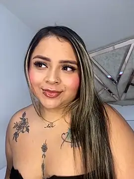 Snapshot of ashley-swift- chatting on 17, 11, 2025 ashley-swift- online show from 17, 11, 2025