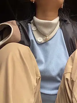 Huong-Ly online show from 23, 2, 2026