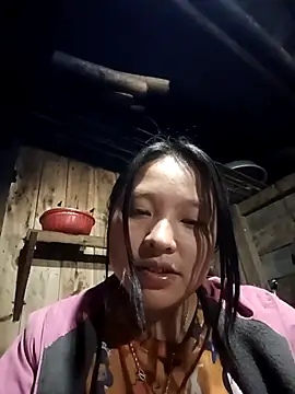 MuiNay online show from 18, 11, 2025