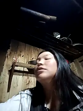 Snapshot of MuiNay chatting on 5, 2, 2026 MuiNay online show from 5, 2, 2026