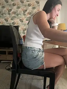 LesAmantsAE2 online show from 18, 3, 2026